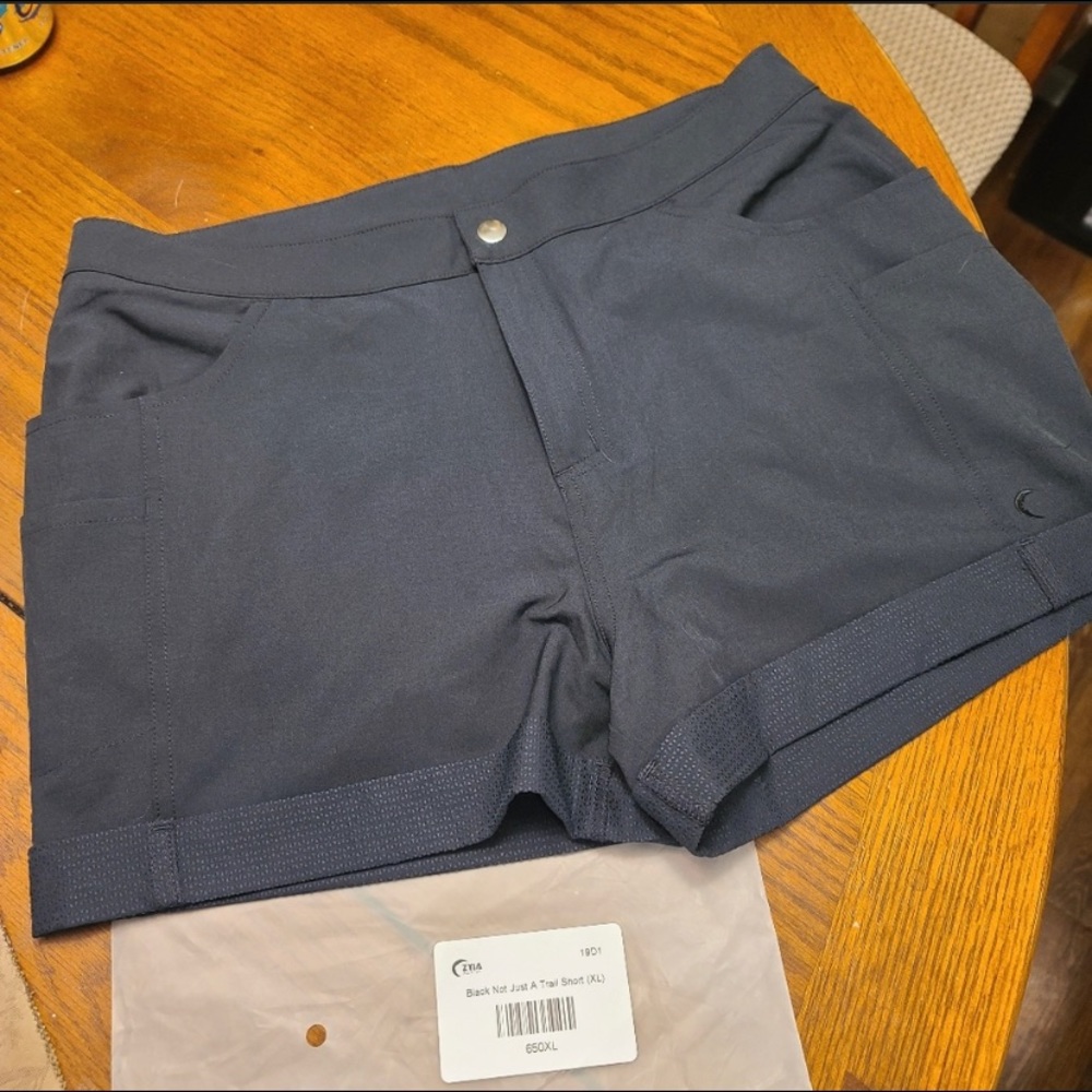 Brand New Zyia Black Not Just a Trail Short